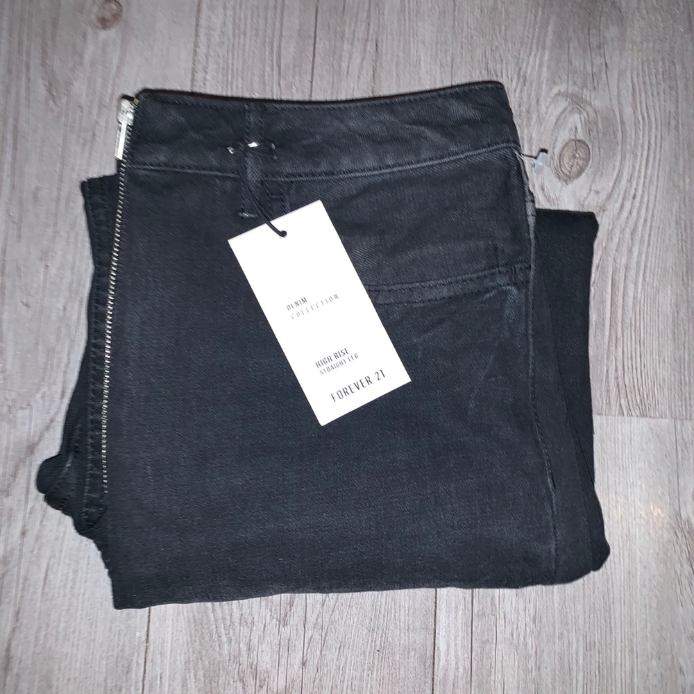 Black straight legs jeans